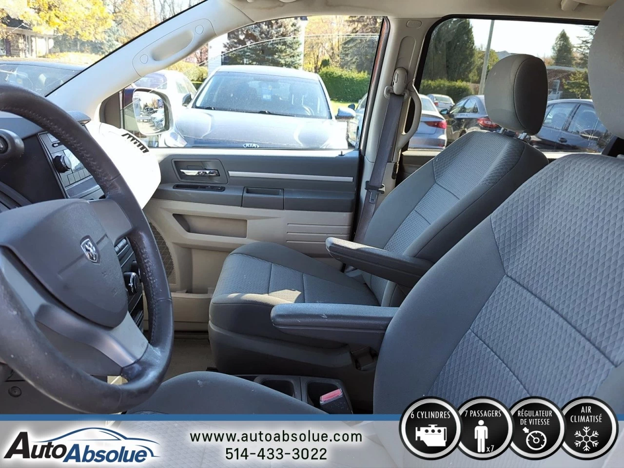 2009 Dodge Grand Caravan SE Image principale