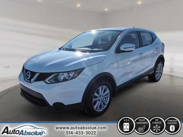 Nissan Qashqai S + AWD 2017