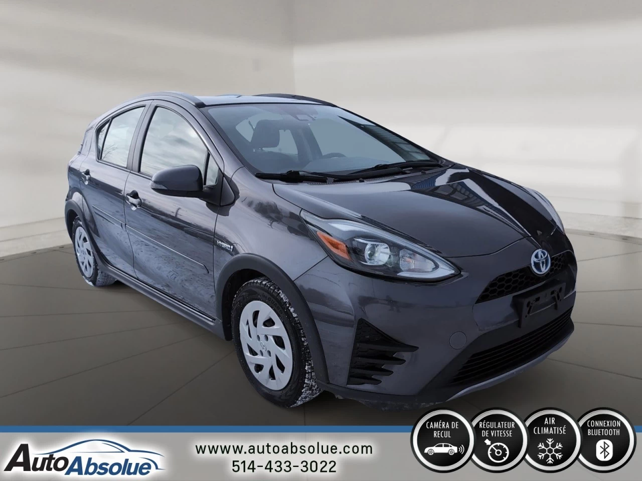 2018 Toyota Prius C Auto Main Image