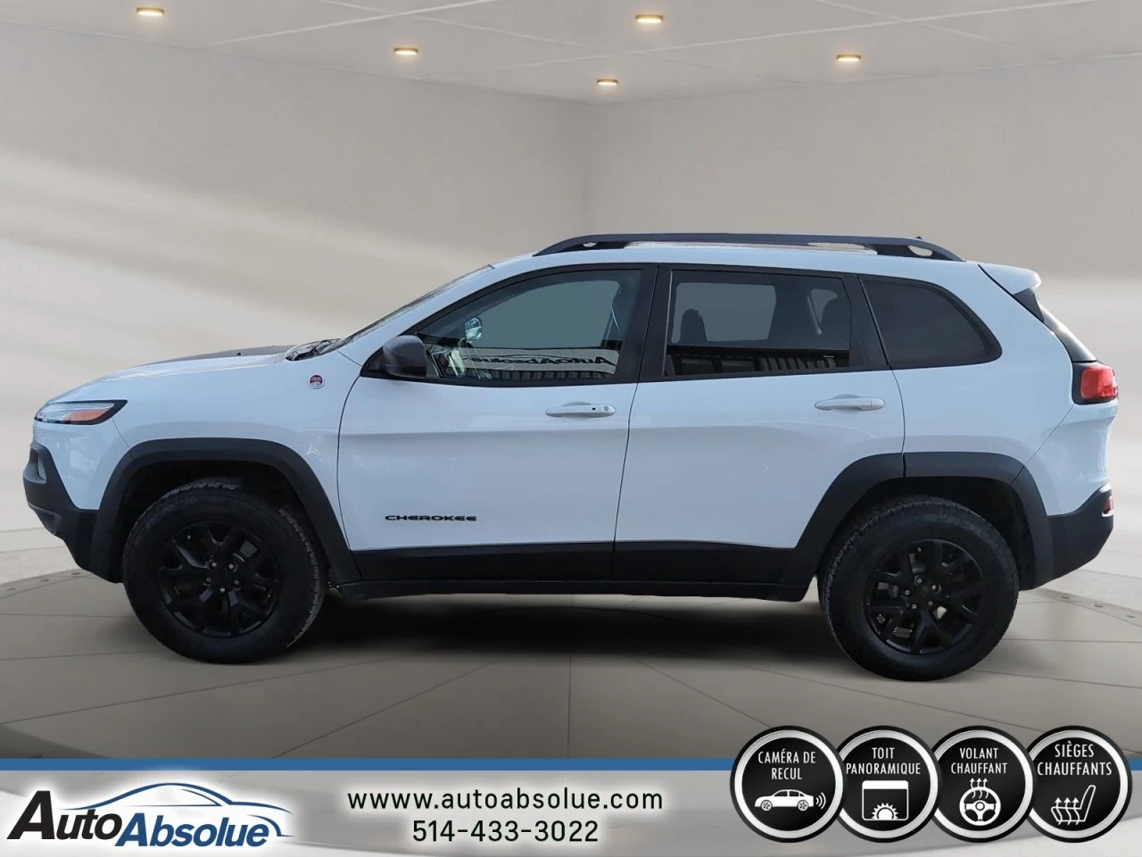 2015 Jeep Cherokee Trailhawk Main Image