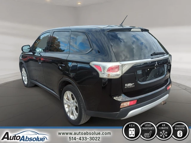 Mitsubishi Outlander ES 2015