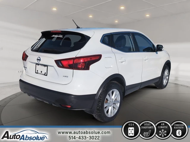 Nissan Qashqai S + AWD 2017