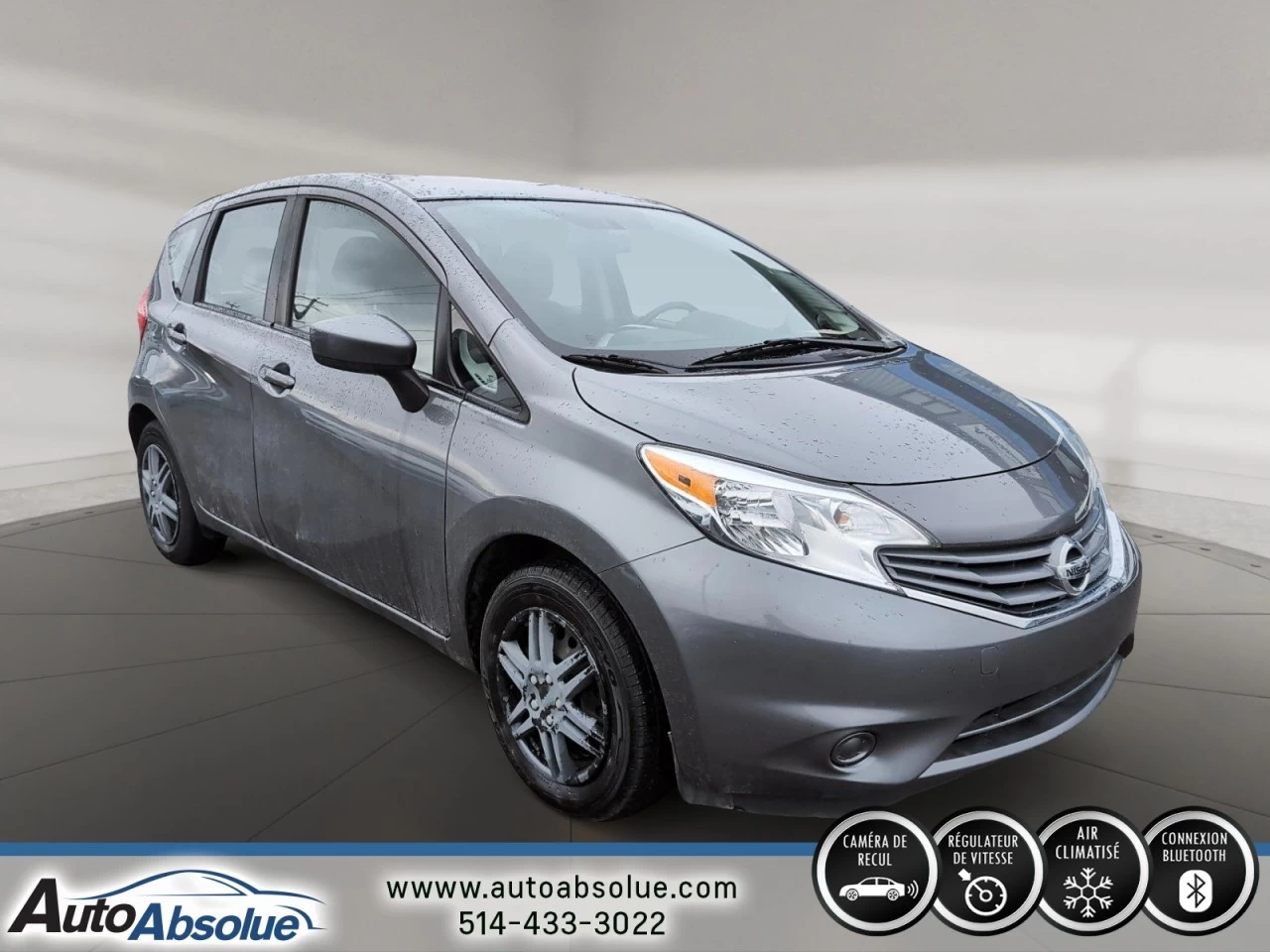 2016 Nissan Versa Note SV Main Image