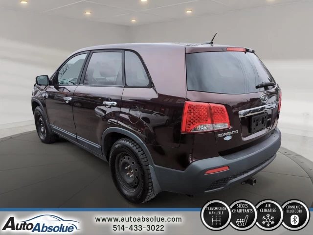 Kia Sorento LX 2011