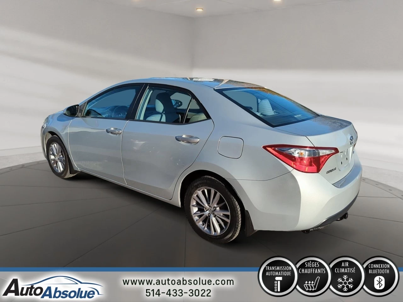 2014 Toyota Corolla LE Image principale