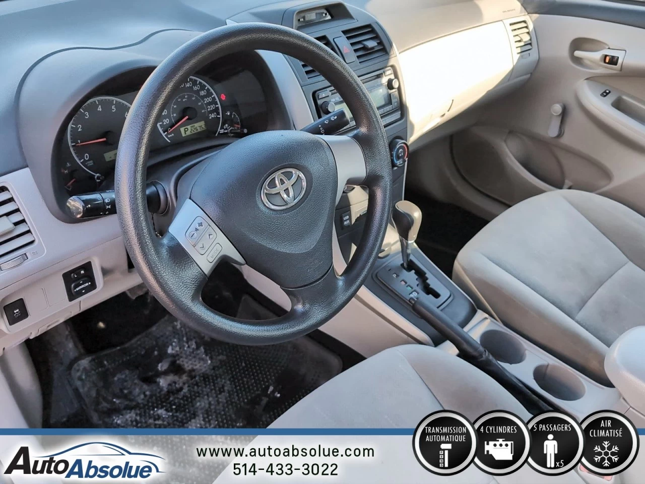 2012 Toyota Corolla CE Image principale