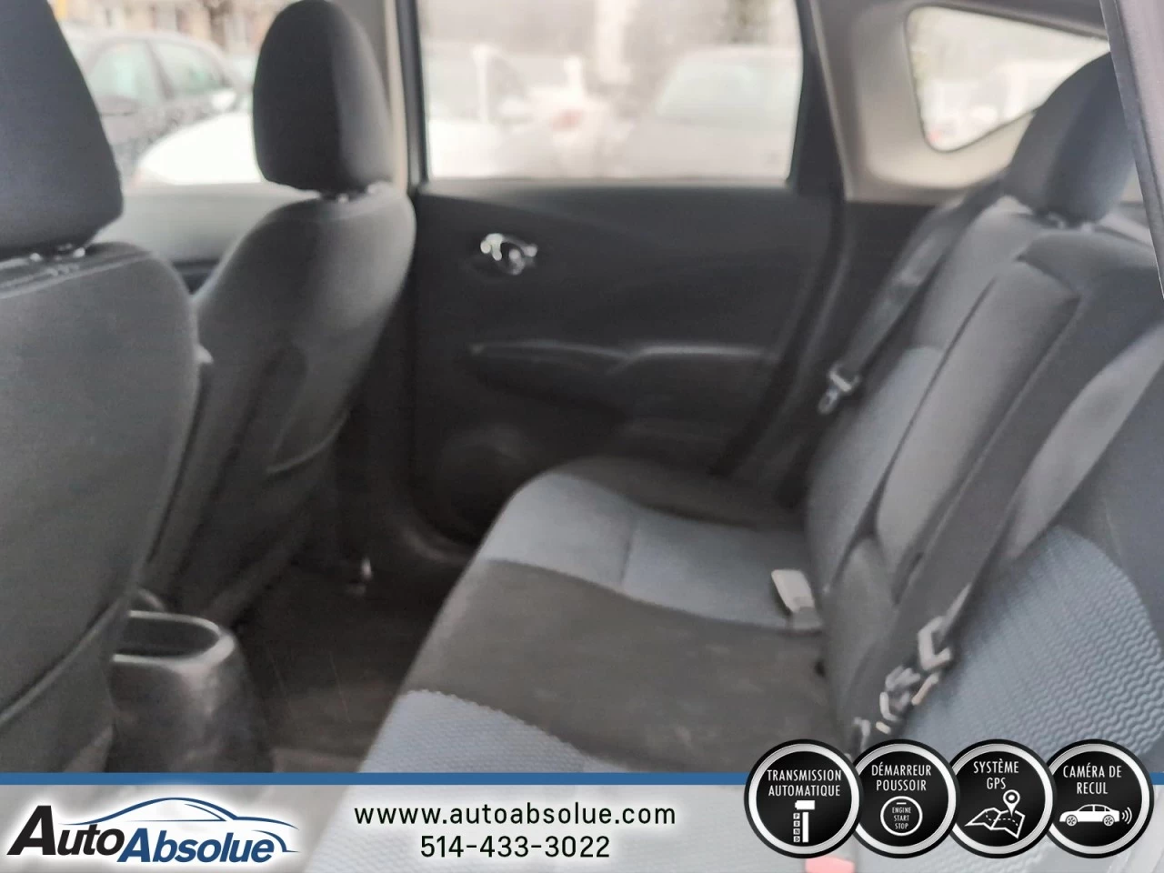 2015 Nissan Versa Note SL Image principale