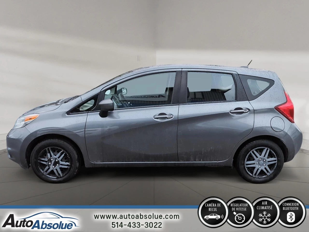 2016 Nissan Versa Note SV Main Image