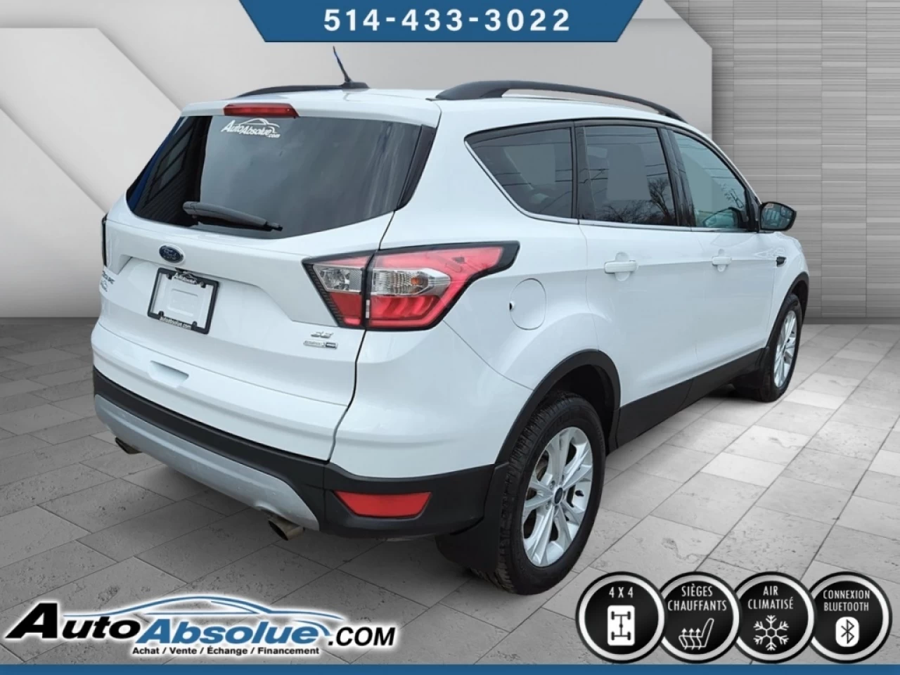 2018 Ford Escape SE + AWD Main Image