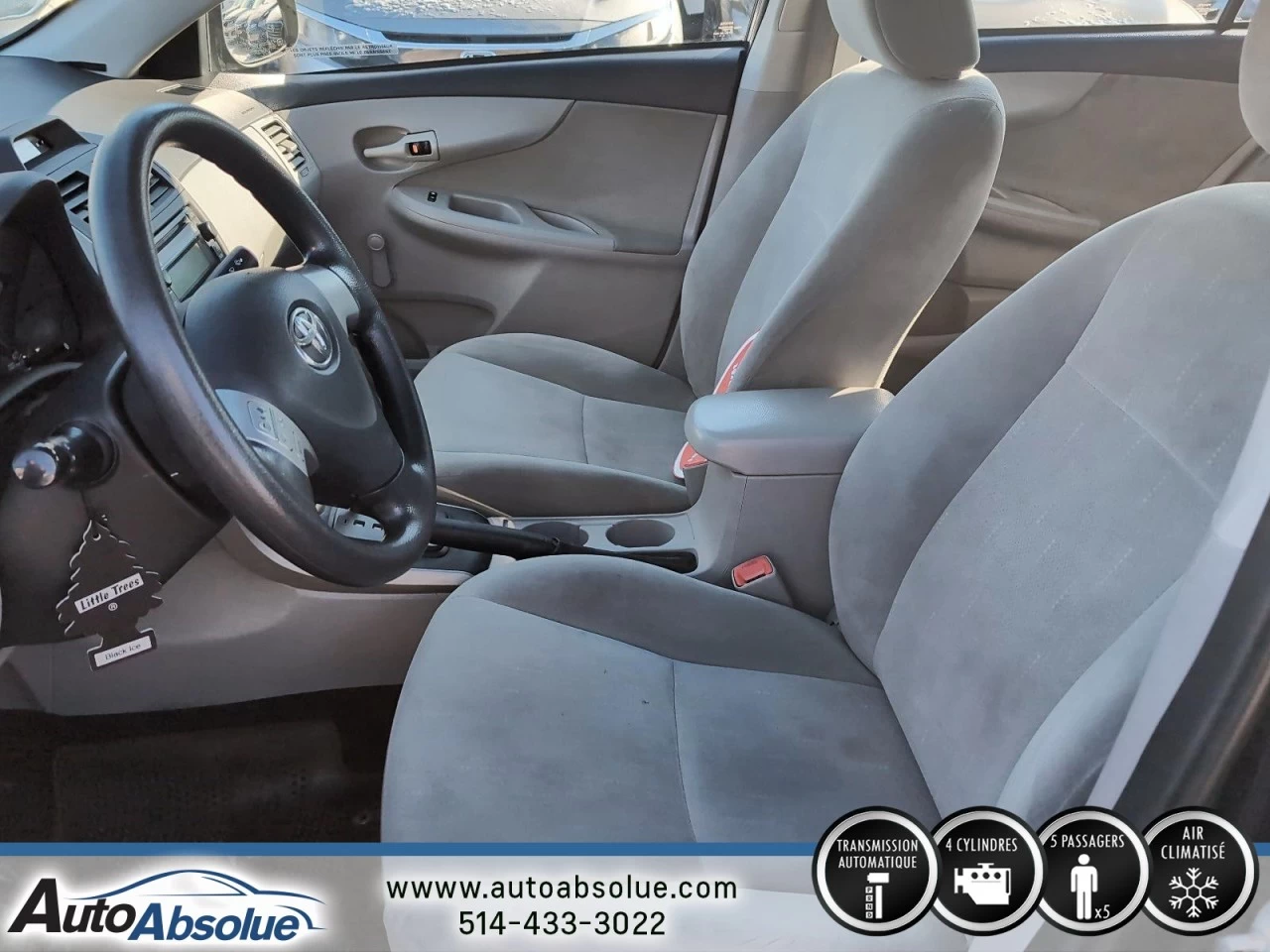 2012 Toyota Corolla CE Image principale