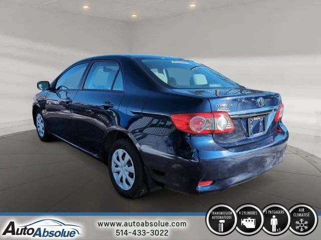 Toyota Corolla CE 2012