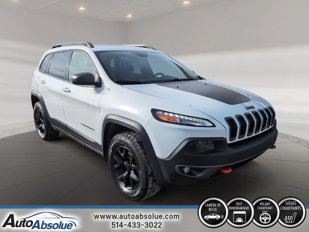 2015 Jeep Cherokee Trailhawk Main Image