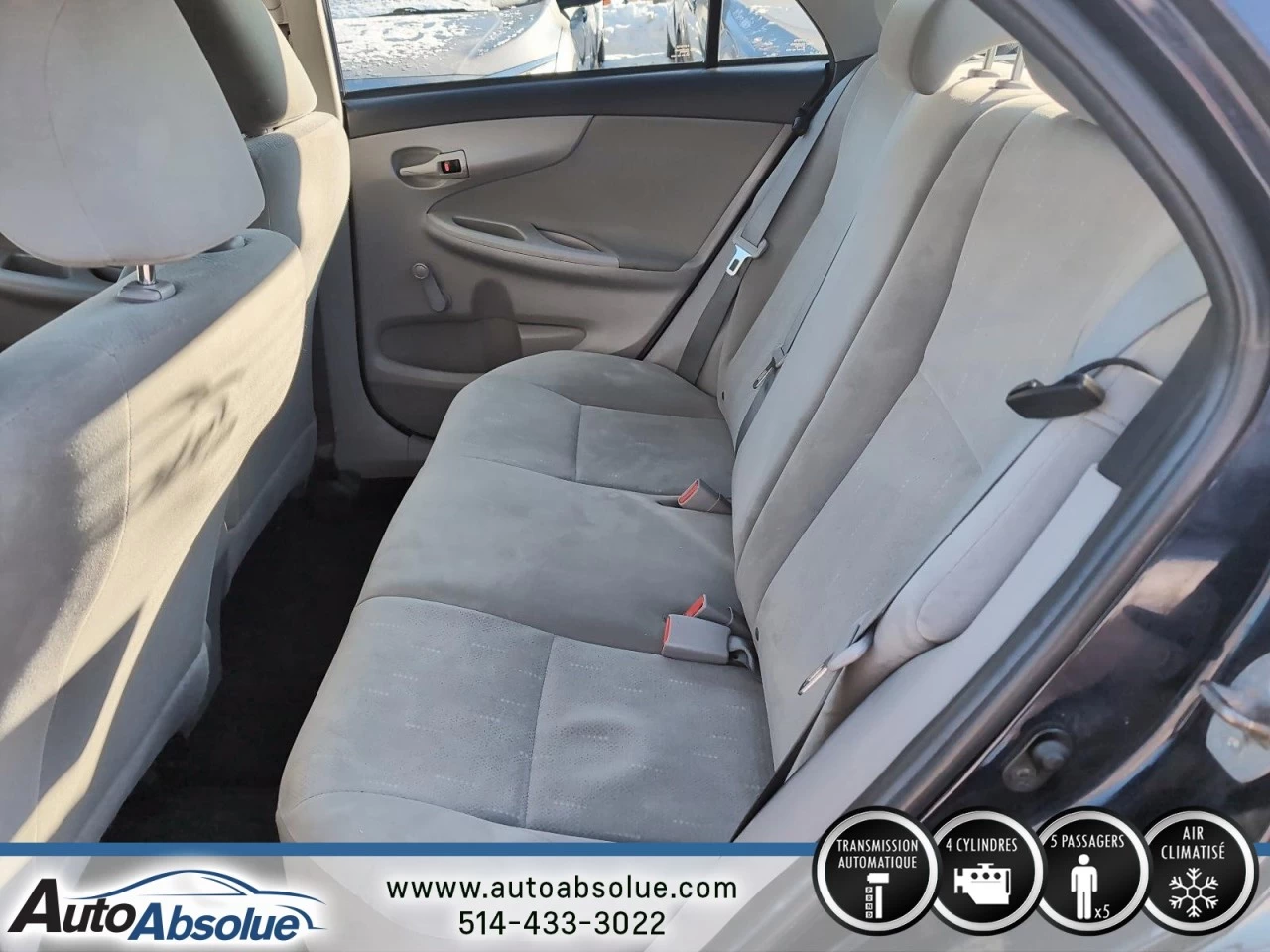 2012 Toyota Corolla CE Image principale